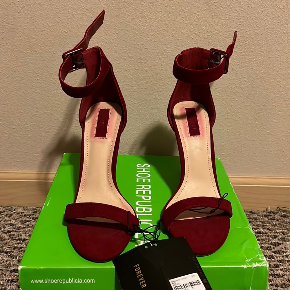 Forever 21 Classic Burgundy Heels